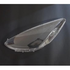 Стекло фары Mazda 2 DE (2007-2014). Левое. Стекло фары Mazda 2 DE (2007-2014). Левое.