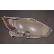 Стекло фары Nissan Rogue Sport II J11 USA (2013-2019) правое Стекло фары Nissan Rogue Sport II J11 USA (2013-2019) правое